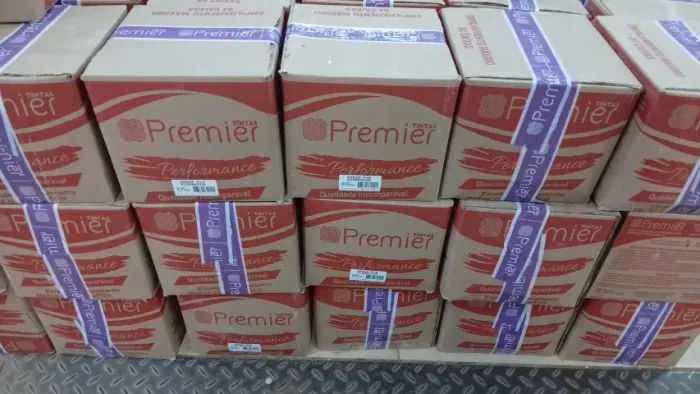 MASSA CORRIDA PREMIER CAIXA 15KG A VISTA R$25