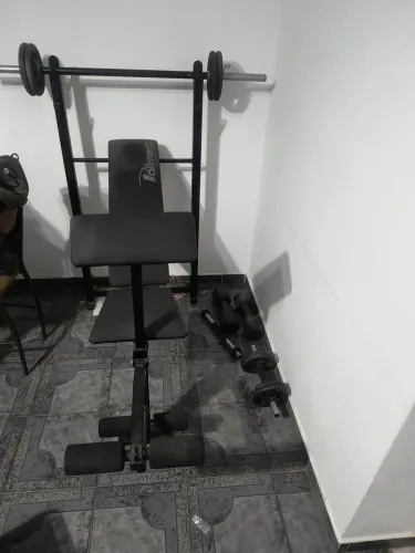 Banco supino, 20 kg em alteres e 2 dumbel de 15 kg
