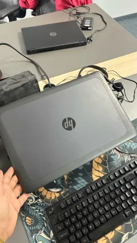 Notebook HP - I7 - 16GB Ram