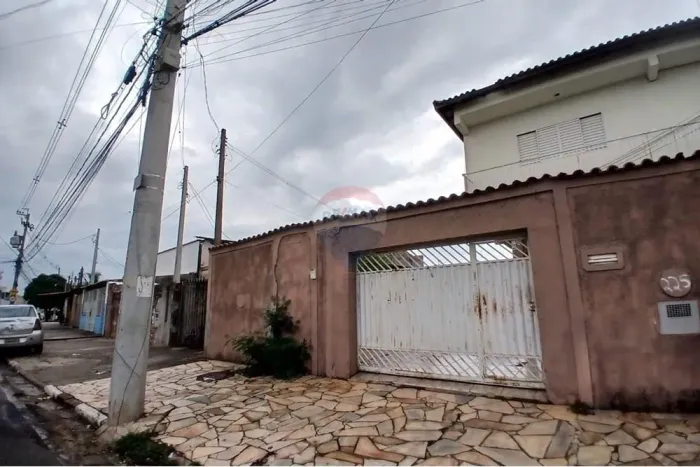 Oportunidade Única para Investidores Terreno com 4 Casas no Santa Mônica!