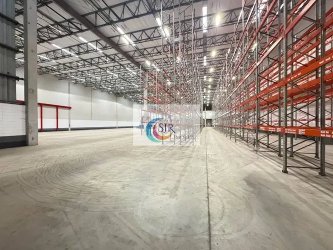 Galpão para alugar, 2389 m² - Vila Dinamarca - Guarulhos/SP