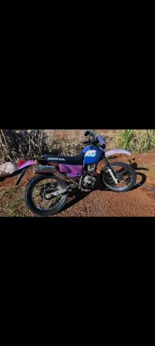 Vendo moto xlr documentada