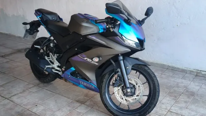 YAMAHA YZF-R15 ABS 2025