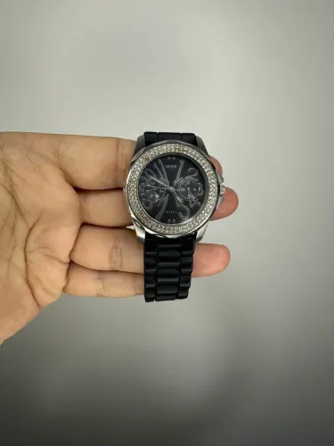 Relógio GUESS steel cravejado