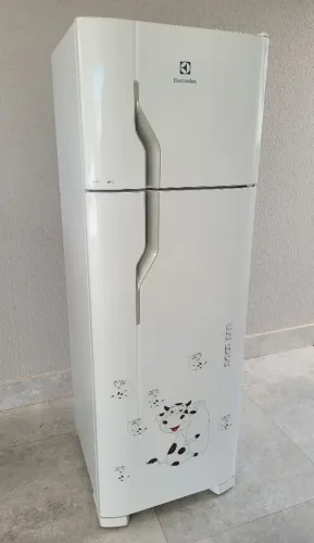 Geladeira Duplex Electrolux 260 Litros 