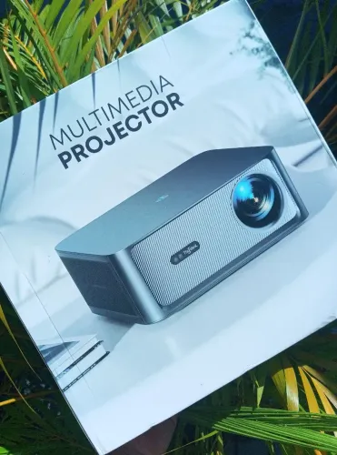 Projetor Thundeal TD98 Pro - Full HD Android ótica selada (Lacrado)