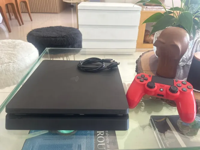 PS4 slim seminovo com controle