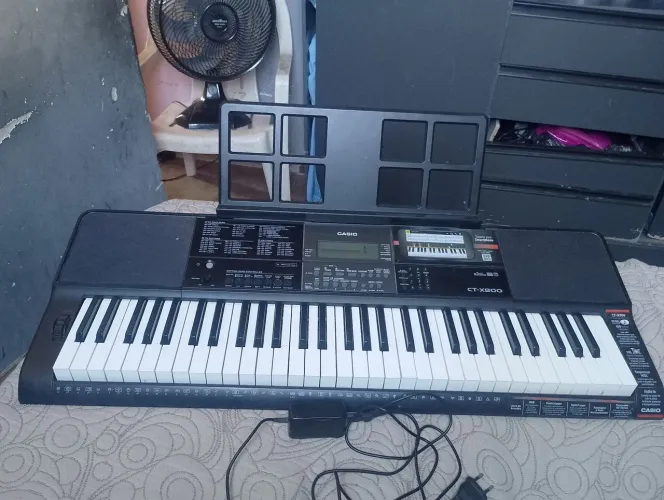 Vendo teclado Casio CT-x800 funcionando com apenas 8 teclas parou de funcionar