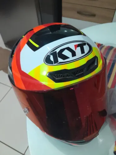 CAPACETE KYT ZERADO