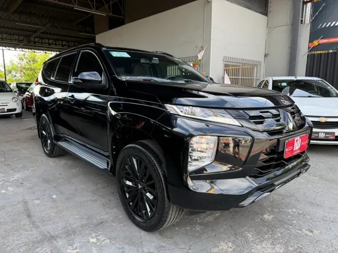 Mitsubishi Pajero Sport Legend Black 2.4 4X4 (die) Aut. 2025