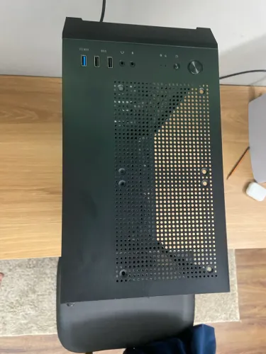 Gabinete Gamer Mancer Narok, RGB, Mid-Tower,Sem Lateral De Vidro, Com 3 Fans, Preto