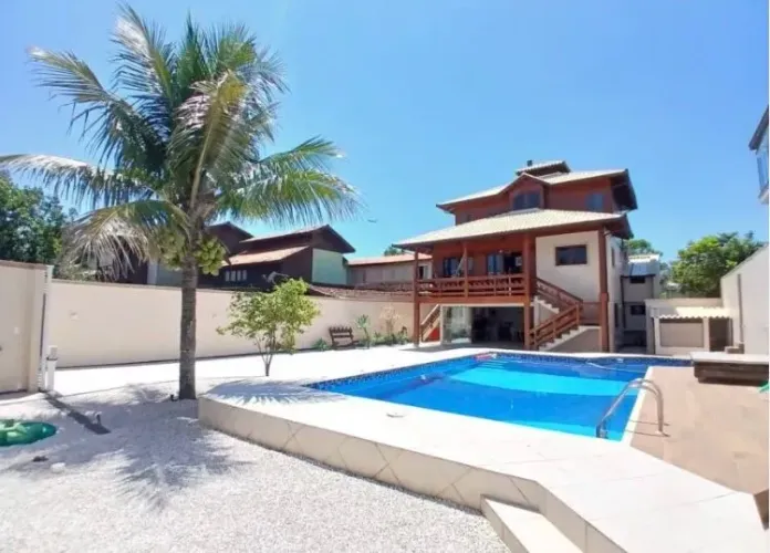 Casa para Locação em Florianópolis / SC no bairro Campeche