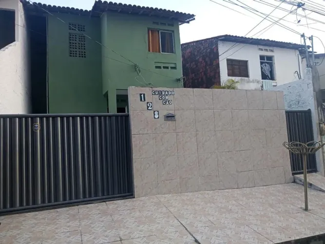 Casa 1 quarto 780 com água e luz em mangabeira