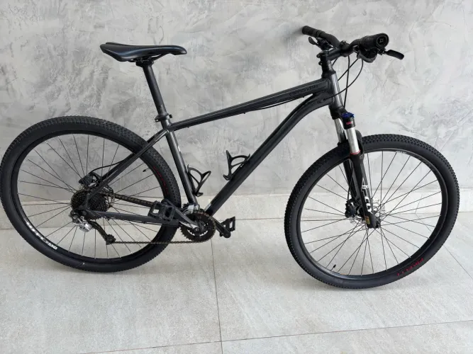 Bicicleta Cannondale MTB Aro 29