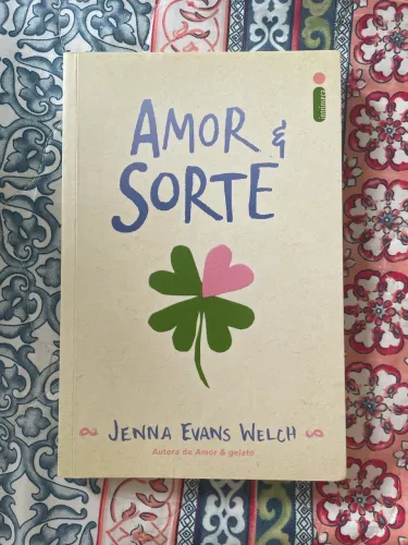 LIVRO AMOR E SORTE - AMOR E GELATO | NOVO!