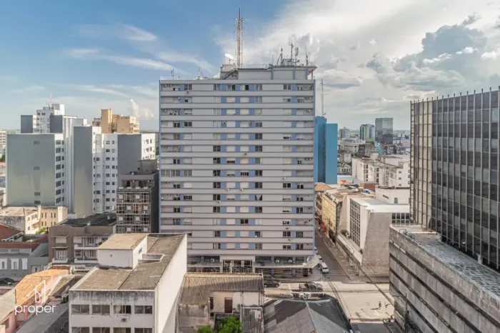Apartamento com 116m² e dois dormitórios - Centro - Pelotas/RS