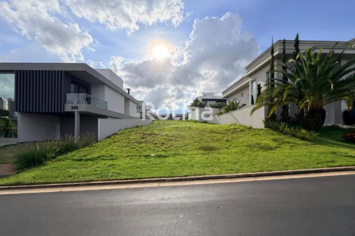 Terreno residencial de 460 m² à venda no Granja Marileusa, Uberlândia