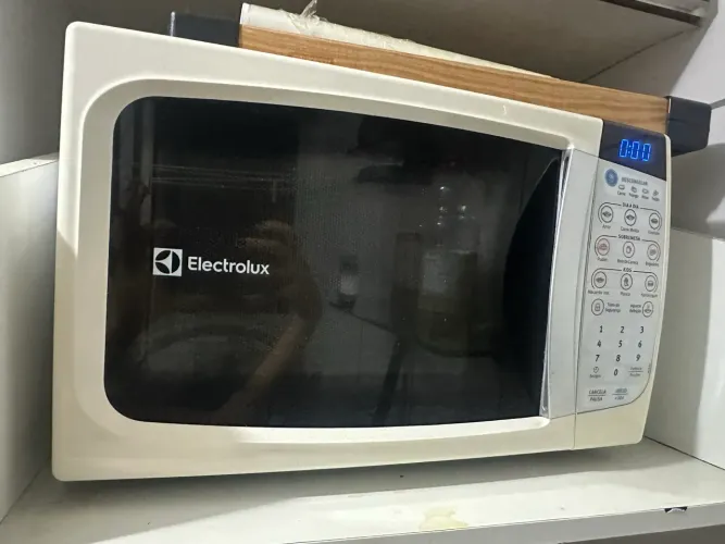 Microondas Electrolux 20 litros