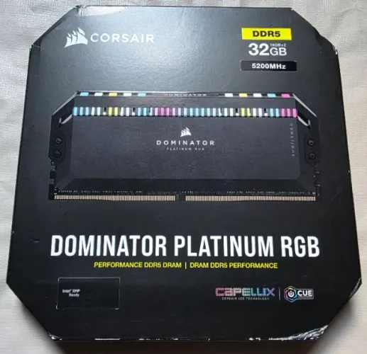 [NOVO] Memória RAM DDR5 32GB (2x16GB) Corsair Dominator Platinum RGB 5200MHz CL40