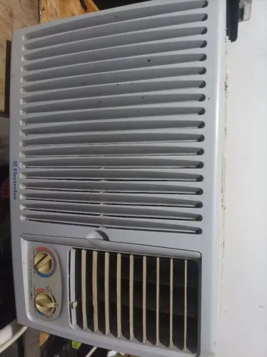 Vendo ar condicionado 7.500 BTU