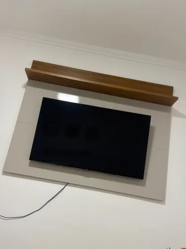 Painel tv bege amadeirado tv média 