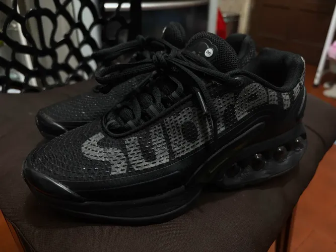 Nike Air Max DN ?supreme?