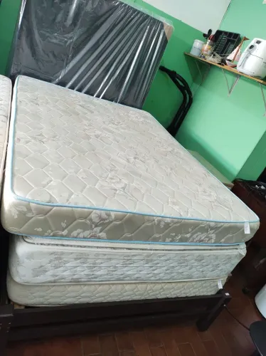 Vend colchões de casal padrão a partir de 250