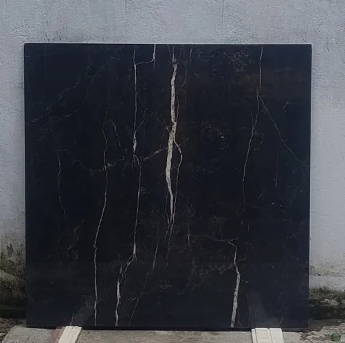 Porcelanato 120x120 preto.(01 peça)