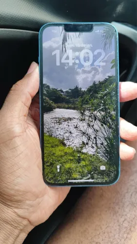 iPhone 13 azul