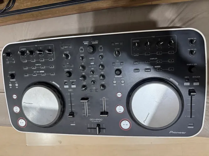 Pioneer DDJ Ergo V