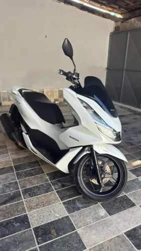 MOTO PCX 2023 - BRANCO