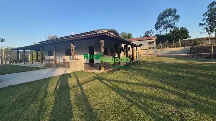 CHÁCARA FORMADA E PRONTA PARA MORAR  EXCELENTE LOCALIZAÇÃO EM LORENA-SP