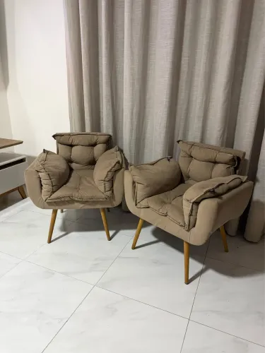 Vendo par de poltronas perfeito estado de conservação