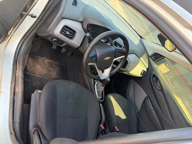 Chevrolet Onix JOY Hatch 1.0 8V Flex Mec. 4P 2018