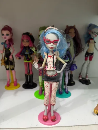 Monster High - Ghoulia Tired