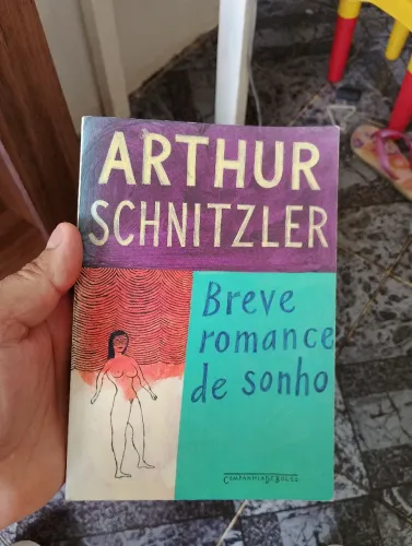 Livro breve romance de sonho