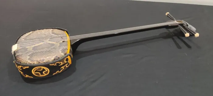Sanshin (Okinawa Shamisen)