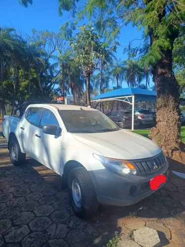 Mitsubishi L200 Triton Sport GLX 2.4 CD Diesel Mec. 2019
