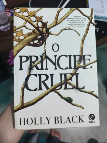 Livro 1,2 e 3. O príncipe cruel, O rei perverso e Rainha do nada