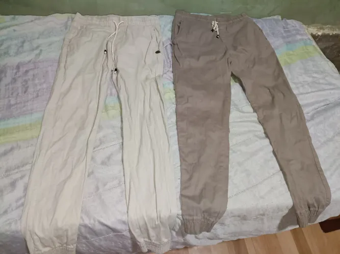 Duas calças jogger novas por 50 reais as duas