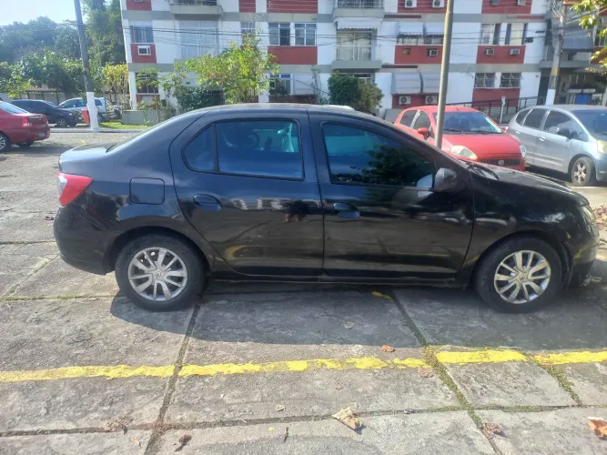 Renault Logan Expression Hi-flex 1.6 8V 4P 2017