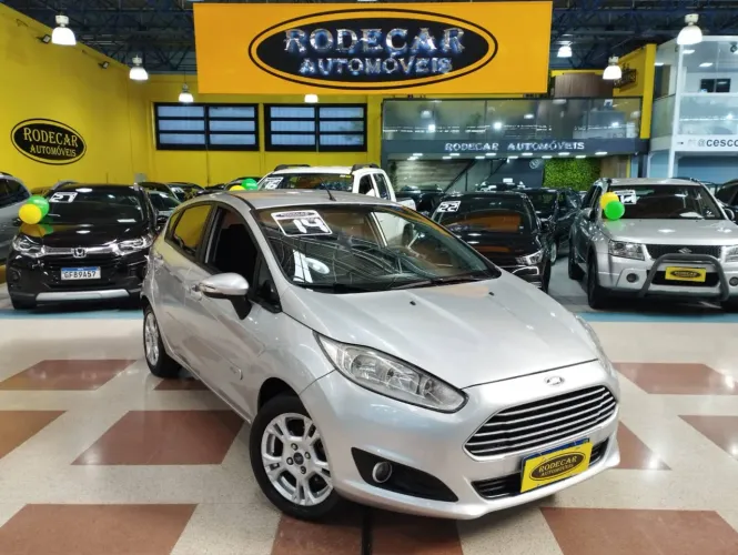 Ford Fiesta 1.5 16V Flex Mec. 5P 2014