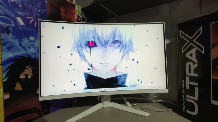 Monitor Gamer SuperFrame 27P Curvo 300Hz - R$ 950 PIX