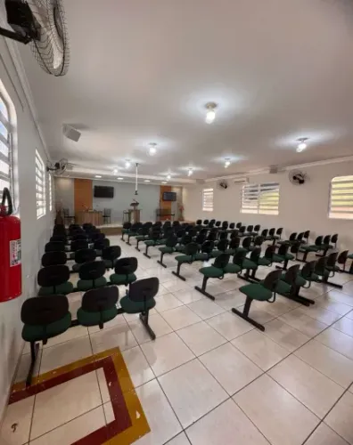 Sala Comercial para Venda em Campo Mourão, Centro, 1 dormitório, 2 banheiros