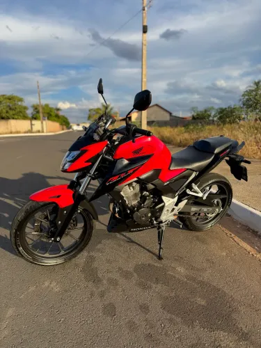 CB300F TWISTER ABS 2024