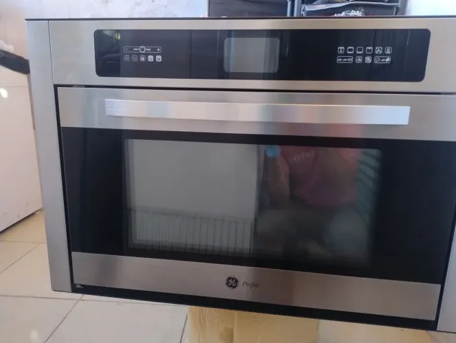 Forno Elétrico de Embutir GE Profile.