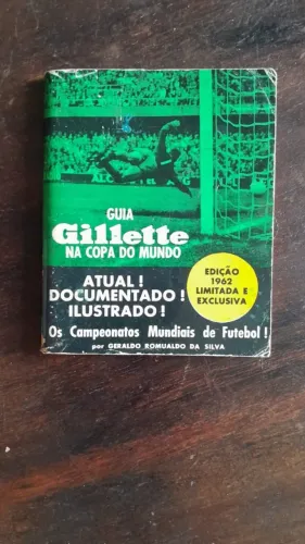 Revista, Livro e objetos das Copas de 62 / 66 e 70.
