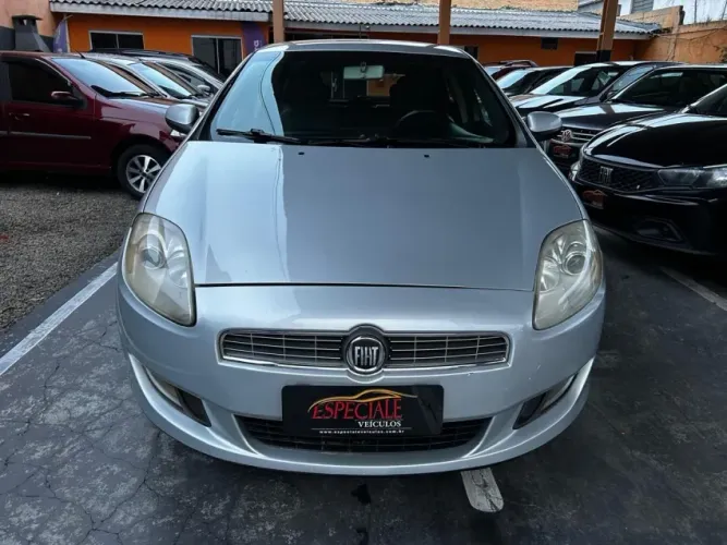 Fiat Bravo Essence Dualogic 1.8 Flex 16V 5P 2011