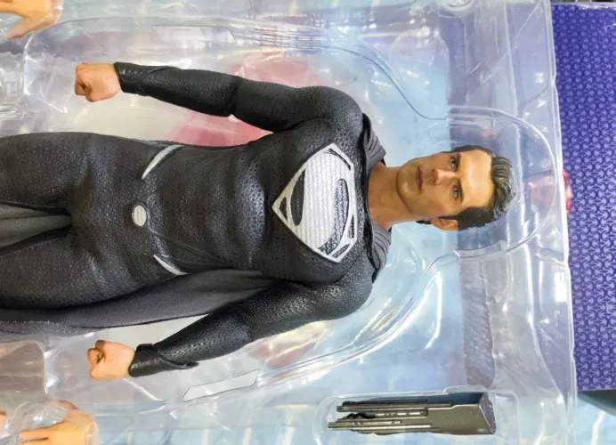 Hot toys Superman Black man of steel Clark Kent DC comics Batman Zack Snyder figura 1/6