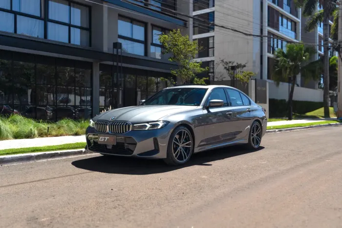 BMW 320I A 2.0 TB M Sport Activeflex 16V 4P 2024
